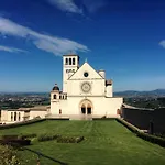 Near Mount Subasio Holiday home Assisi