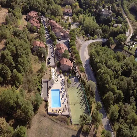 Near Mount Subasio 度假居